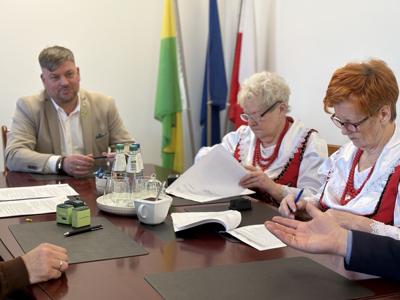 Podpisanie umów z organizacjami pozarządowymi na realizację zadań publicznych w 2025 r.