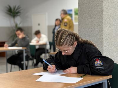 Eliminacje  gminne do Ogólnopolskiego Turnieju Wiedzy Pożarniczej " Młodzież Zapobiega Pożarom