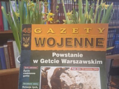 Wystawka literatury poświęconej 82 rocznicy powstania w getcie warszawskim