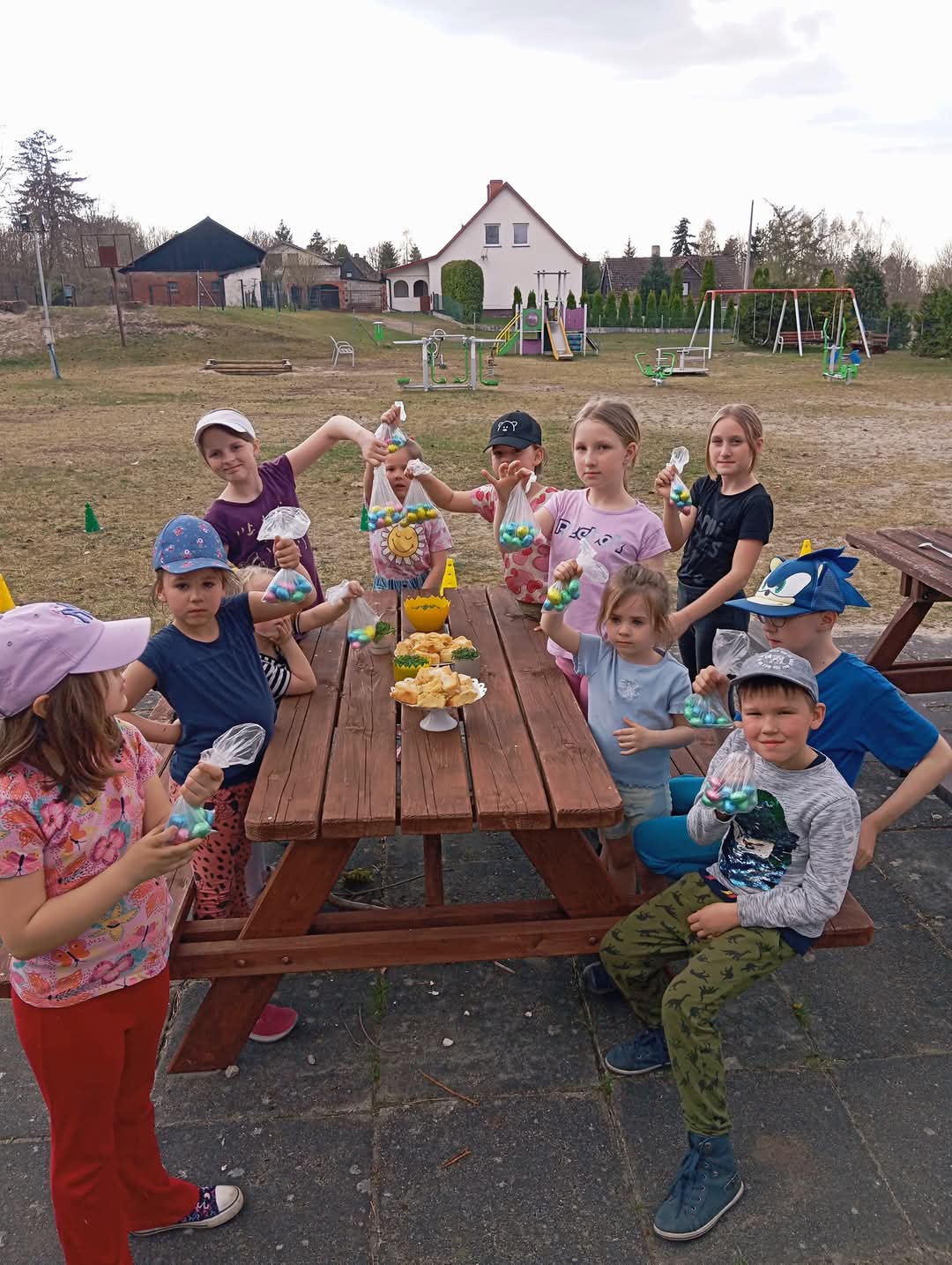 Wielkanocne zajęcia w świetlicy.
