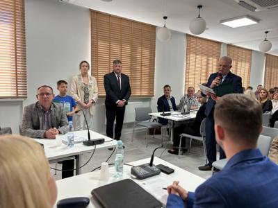 Wręczenie listów gratulacyjnych dla uczniów naszej gminy