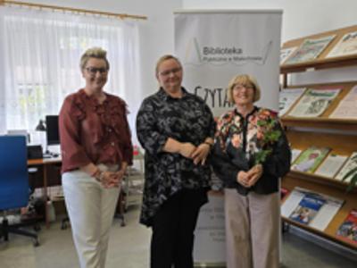 Pracownicy bibliotek z przedstawicielami Urzędu Gminy. 