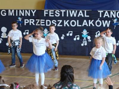 Występy taneczne dzieci.