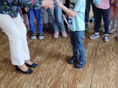  Laureaci konkursów czytelniczych z przedszkola i szkoły podstawowej w Zespole Szkół im. Mikołaja Kopernika w Ostrowcu. 