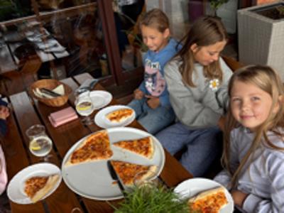 Wypad na pizze w ostatni dzień zajęć wakacyjnych