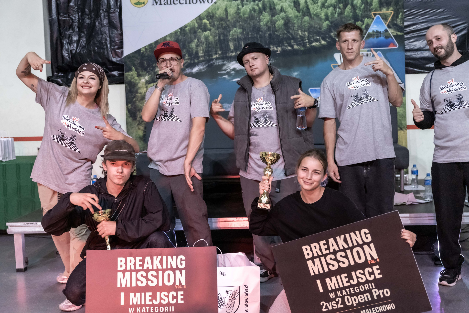 Breaking Mission vol. 4