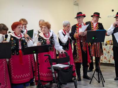 Zespół ludowy biorący udział w konkursie