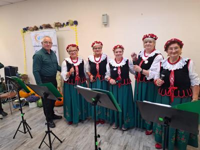 Zespół ludowy biorący udział w konkursie