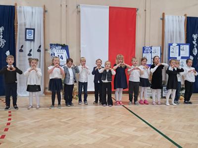 Występ wokalny oddziału przedszkolnego