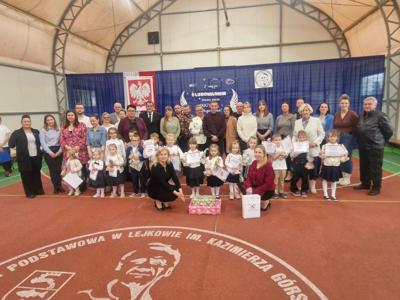 Ślubowanie pierwszoklasistów i pasowanie przedszkolaków w Lejkowie