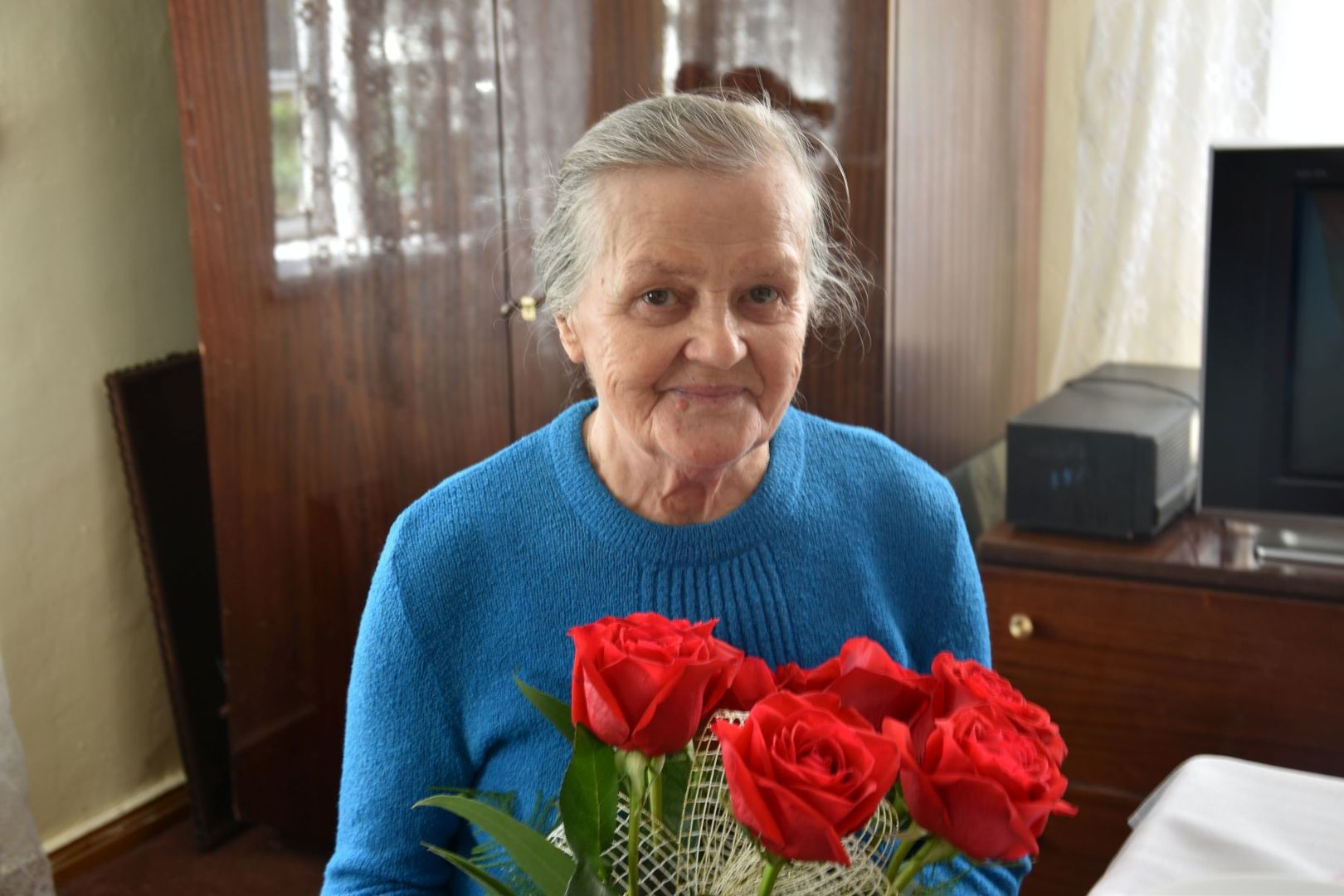 Zdjęcie przedstawia Jubilatkę, 95-letnią Annę Konarską z Podgórek.
