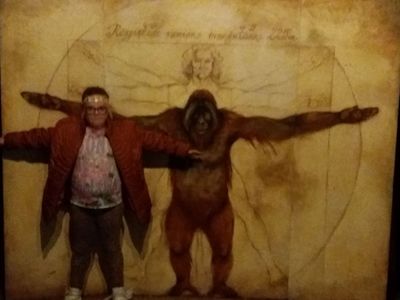 Zdjęcie przedstawia wychowankę z PWD Laski  w ZOO w Gdańsku.
