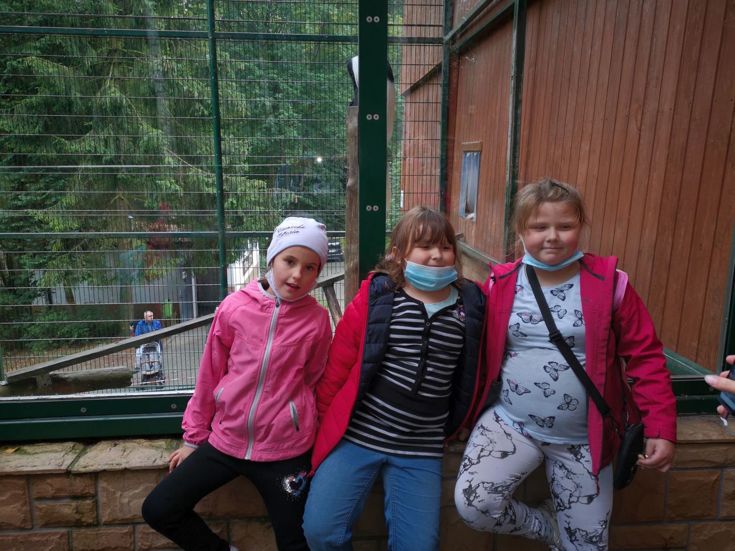 Dzieci z PWD Kusice w gdańskim zoo. 