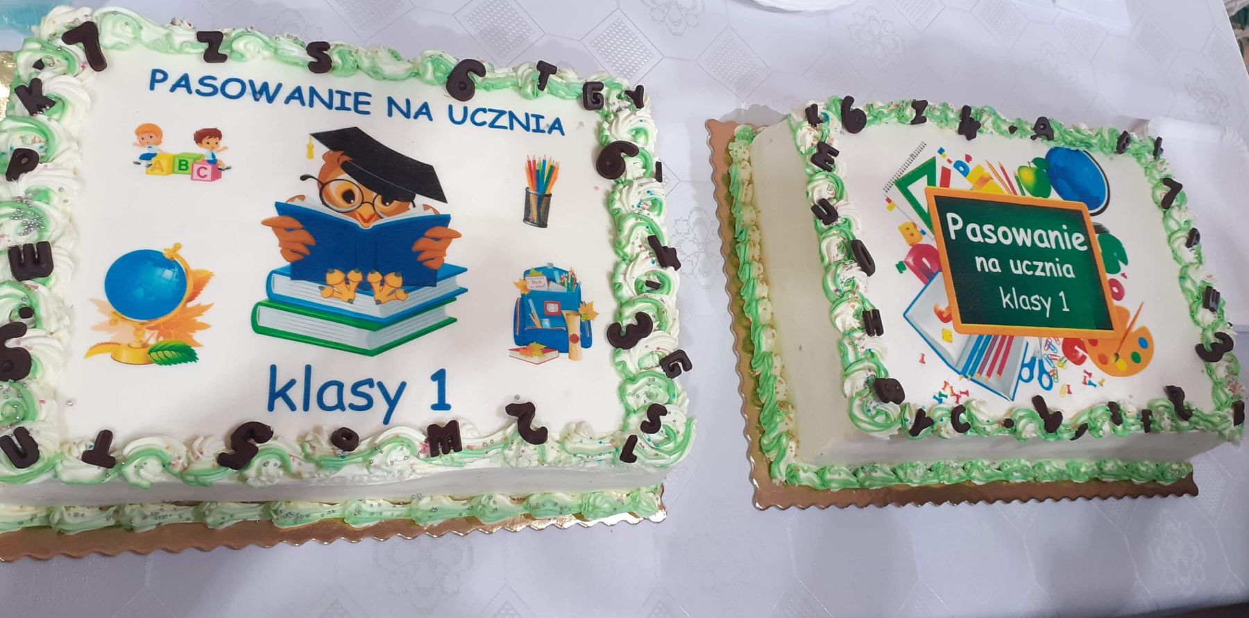 Torty z okazji ślubowania.