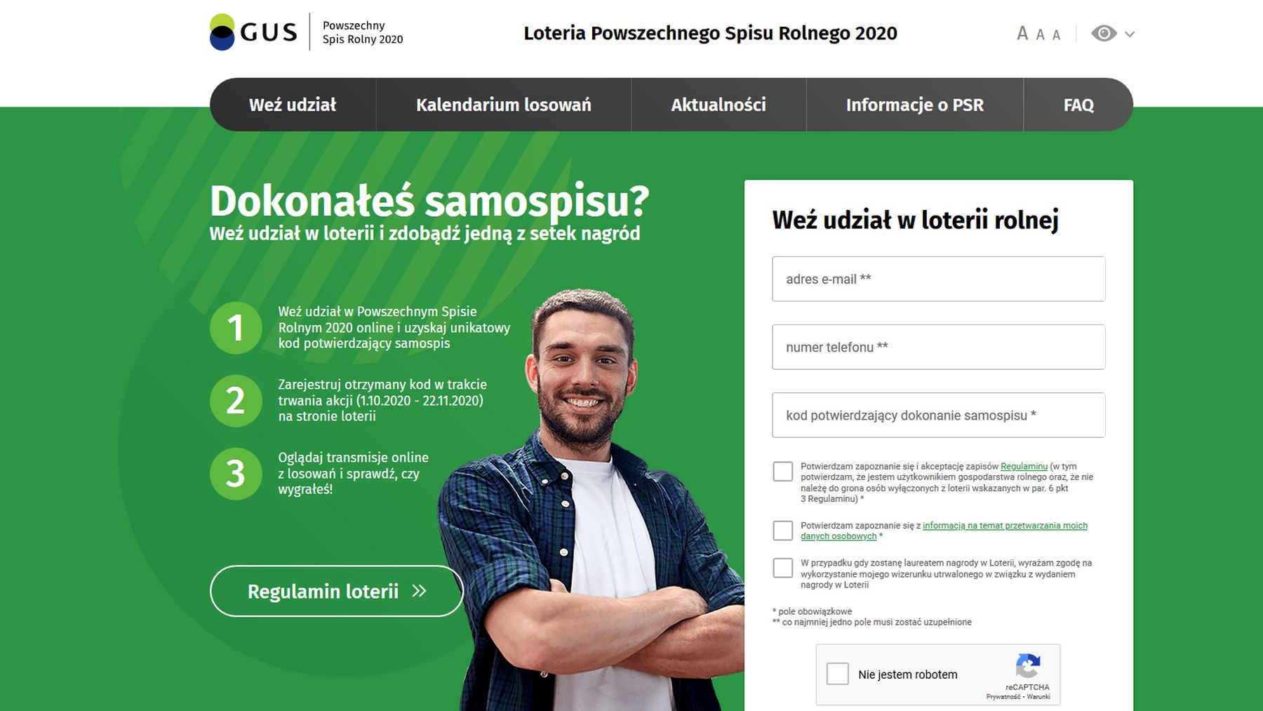 Zdjęcie mężczyzny wraz z informacjami dotyczącymi loterii prowadzonej w ramach Powszechnego Spisu Rolnego 2020.