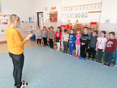 Szkolne przygody Gangu Fajniaków  i rozdanie nagród w ZSP Malechowo.