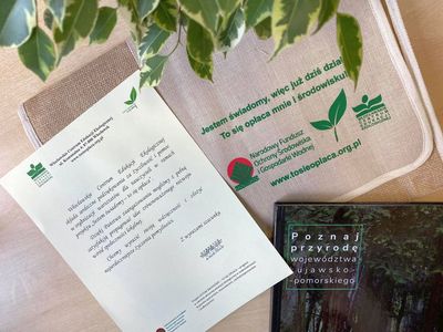 Materiały promocyjne dotyczące warsztatów oraz list z podziękowaniami. 