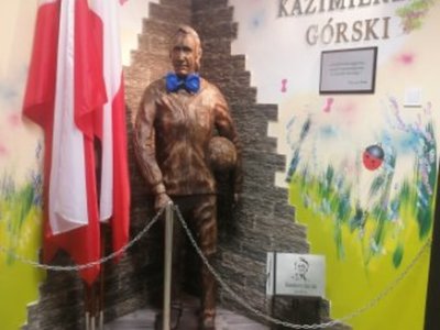Kącik upamiętniający Patrona szkoły, Kazimierza Górskiego.