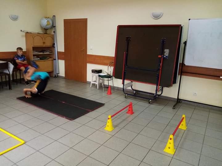 Zajęcia sportowe w PWD Karwice.