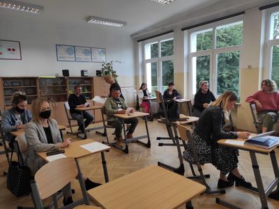 Indywidualne spotkanie z wychowawcą kl. VI w Szkole Podstawowej w Lejkowie. 