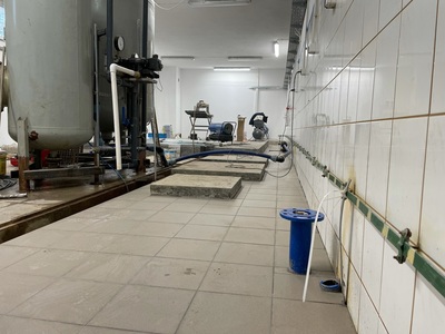 Urządzenia wewnątrz hydroforni w Gorzycy. 
