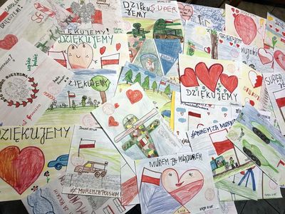 Prace plastyczne wykonane przez Dzieci ze Szkoły Podstawowej Podstawowej.