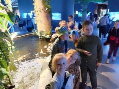 Dzieci z Lejkowa w Oceanarium w Międzyzdrojach.