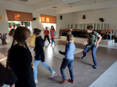 Zabawy dzieci z Placówki Wsparcia Dziennego w Kosierzewie.
