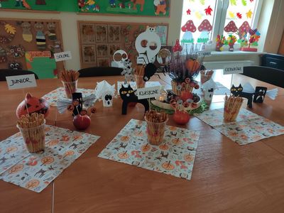 Dekoracje na Halloween w Kosierzewie.
