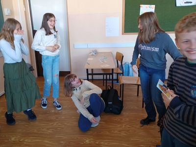 Zabawa doskonaląca koncentrację i pamięć wzrokową.