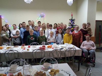 Uczestnicy wigilii w Karwicach.