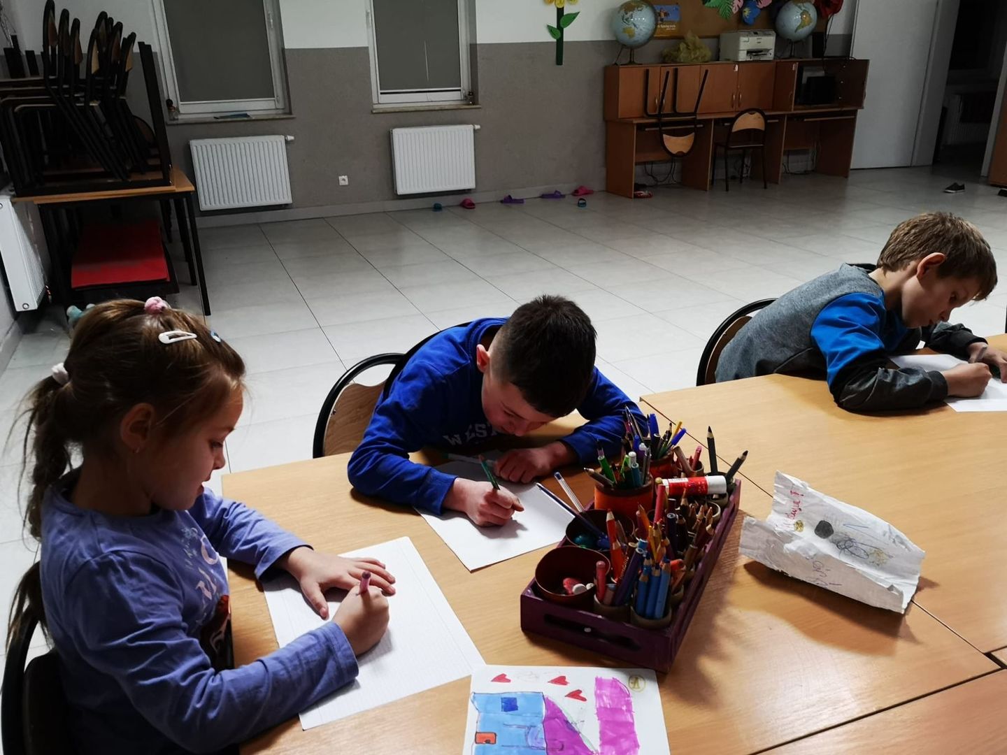 Dzieci biorące udział w zajęciach w PWD Kusice