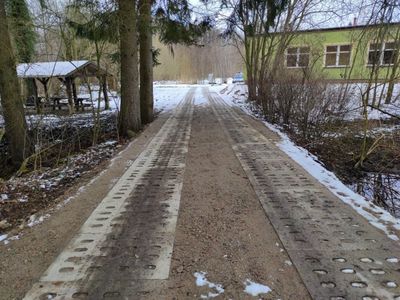 Wyremontowana droga gminna w Kosierzewie. 