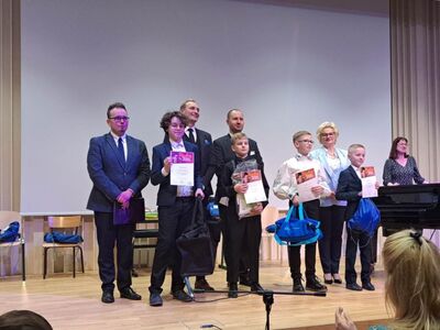 Akordeonista Staszek Rogala, uczeń Szkoły Podstawowej w Niemicy zajął I miejsce w makroregionalnym konkursie w Kościerzynie. 