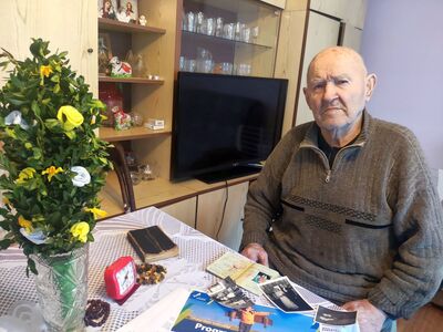 Mieszkaniec gminy Malechowo wspomina minione lata. 
