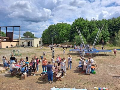 Uczestnicy pikniku rodzinnego w Sulechowie.