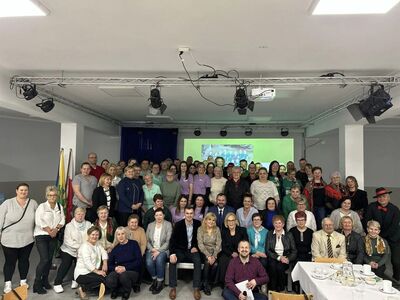 Uczestnicy spotkania integracyjnego Kół Gospodyń Wiejskich w Malechowie.
