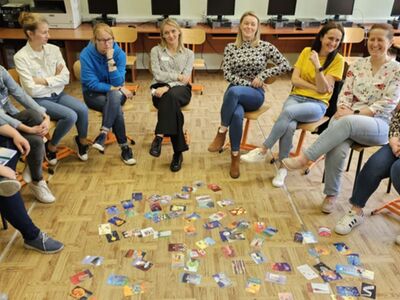 Uczestnicy warsztatów programu zajęć wychowawczo – profilaktycznych SPÓJRZ INACZEJ.