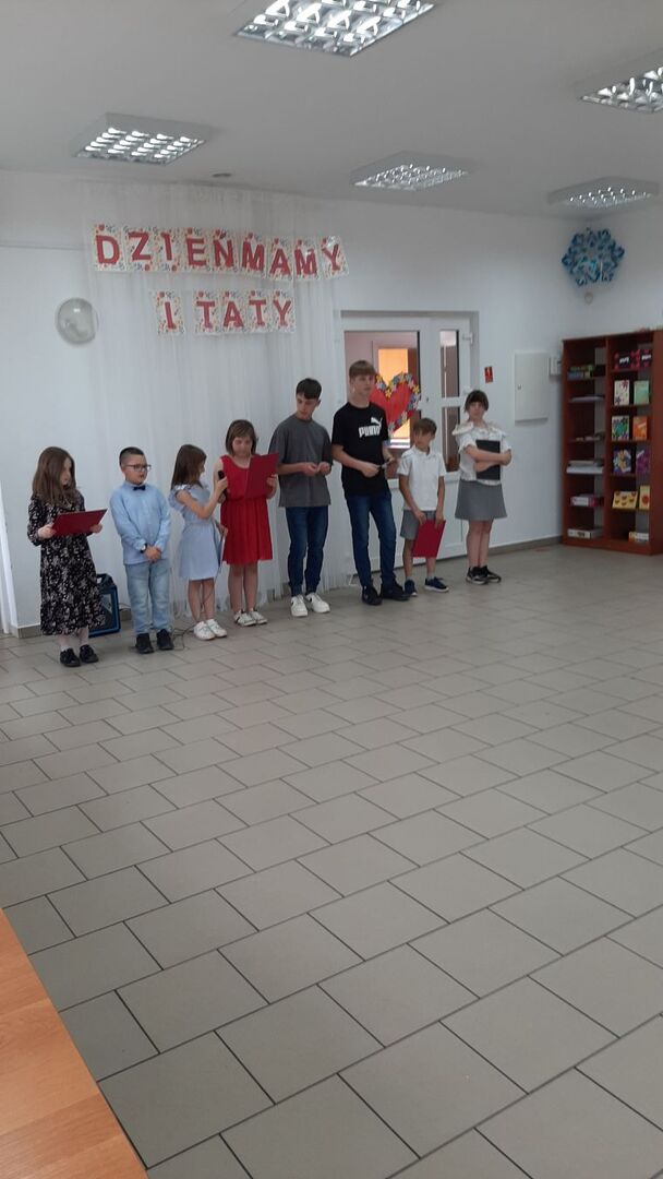 Występ dzieci w świetlicy.