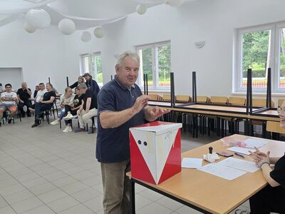 Zebranie wiejskie w Gorzycy. 