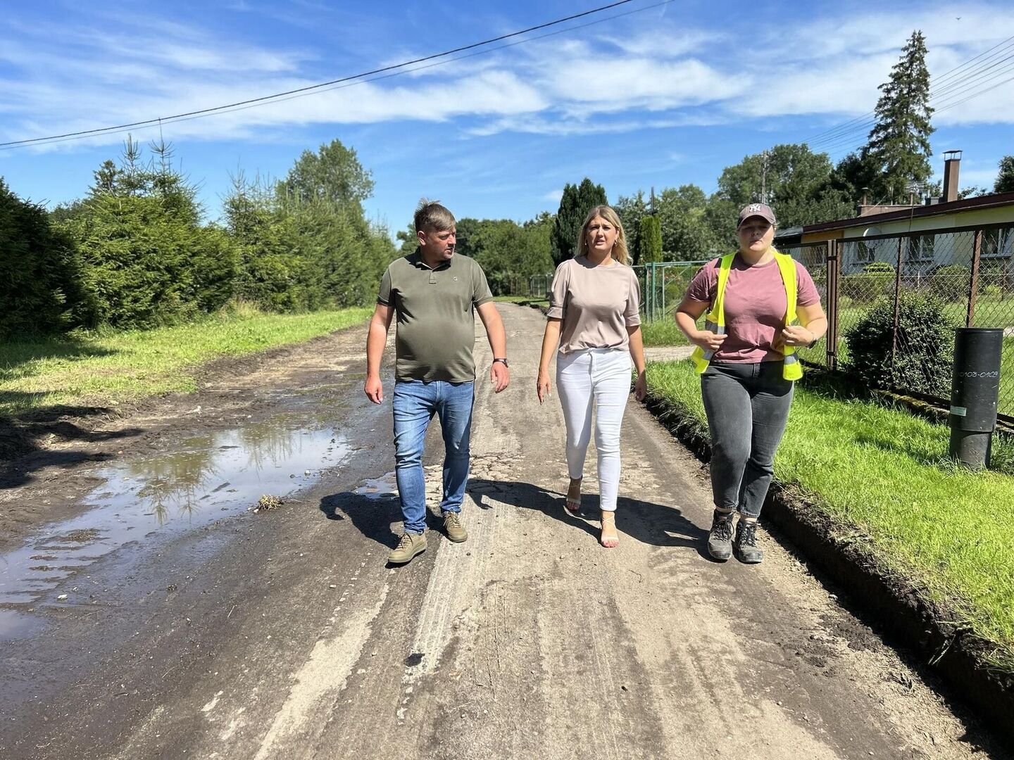Remont drogi w Kosierzewie.