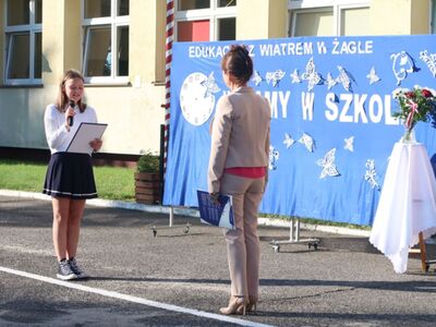 Rozpoczęcie roku szkolnego 2024/2025 w ZS w Ostrowcu - foto ZS w Ostrowcu