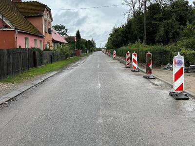 Przebudowa dróg w Karwicach