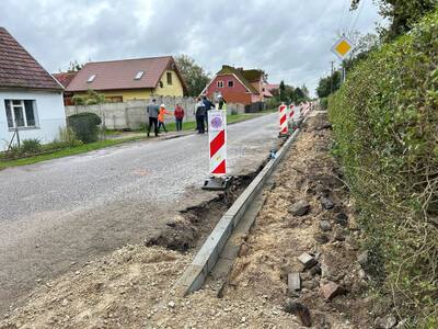 Przebudowa dróg w Karwicach