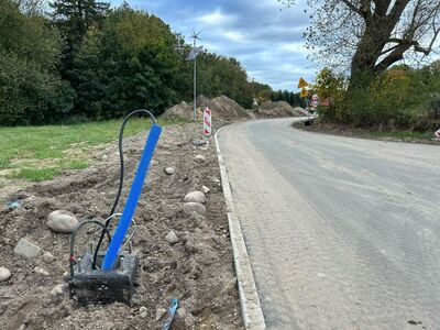 Przebudowa dróg wraz z wymianą sieci i budową energooszczędnego oświetlenia w popeegerowskiej miejscowości Kosierzewo