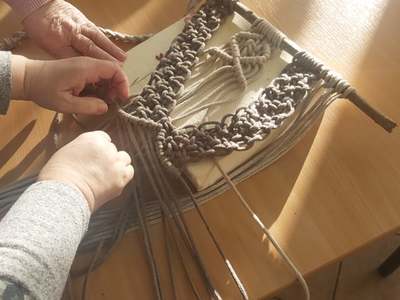 Makrama – zaplatane sznurki,