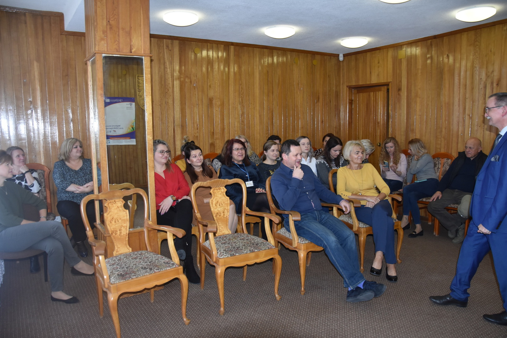 Zdjęcie osób obecnych na spotkaniu