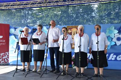 Zdjęcie z XVII Międzydiecezjalnego Przeglądu Pieśni Maryjnej w Księżomierzy