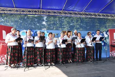 Zdjęcie z XVII Międzydiecezjalnego Przeglądu Pieśni Maryjnej w Księżomierzy