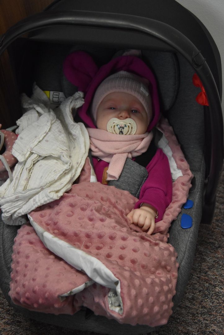 Zdjęcie z powitania nowej mieszkanki Gminy Gościeradów